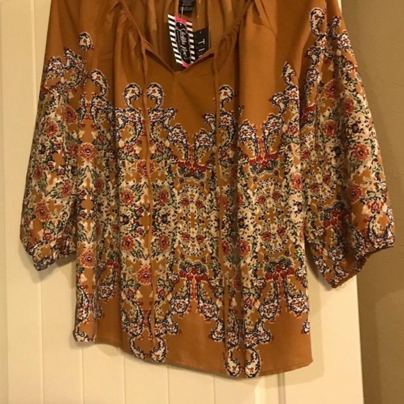 Shirt - Picture 2 of 2